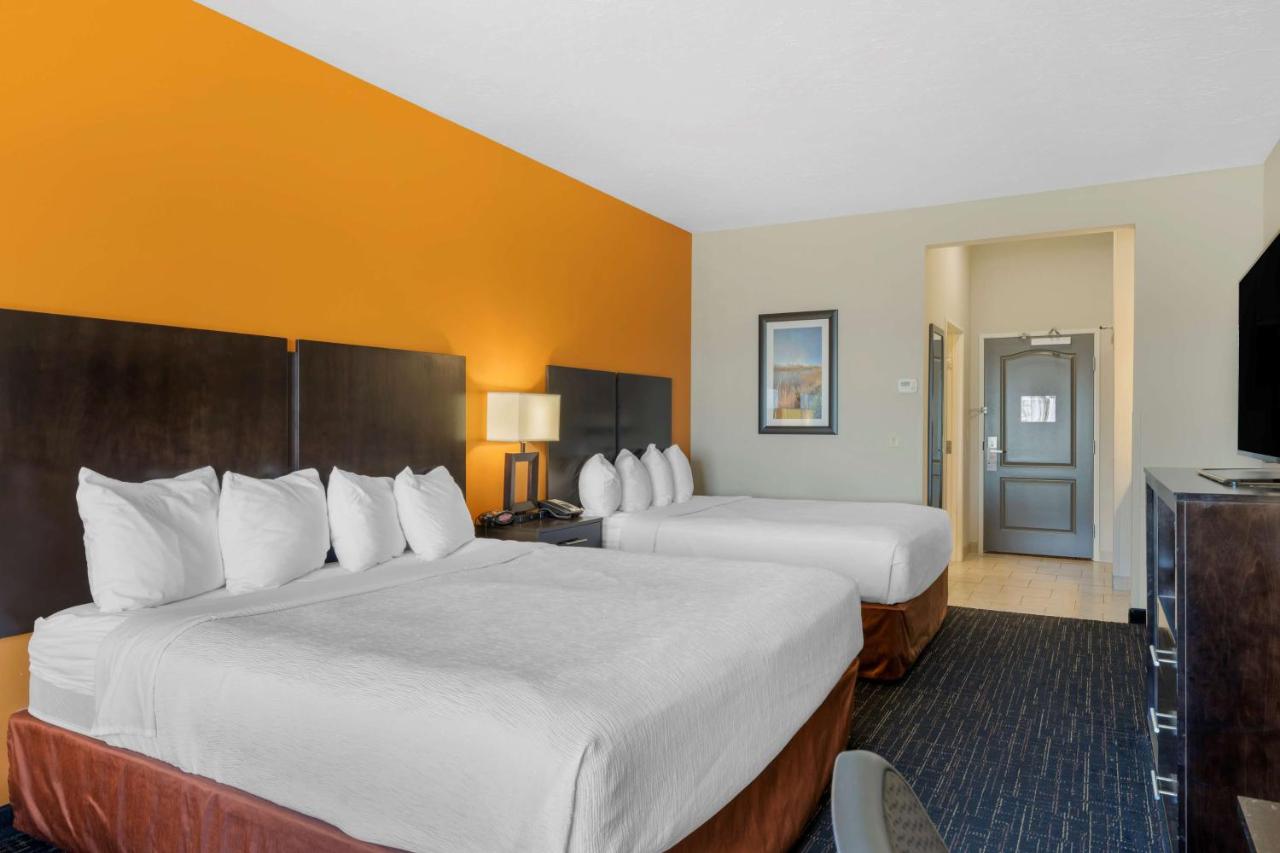 Deluxe Queen Room with Two Queen Beds at Best Western Plus North Platte Inn & Suites