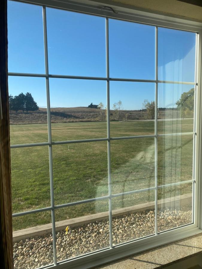 Single Room - Disability Access at Cobblestone Hotel & Suites – Broken Bow