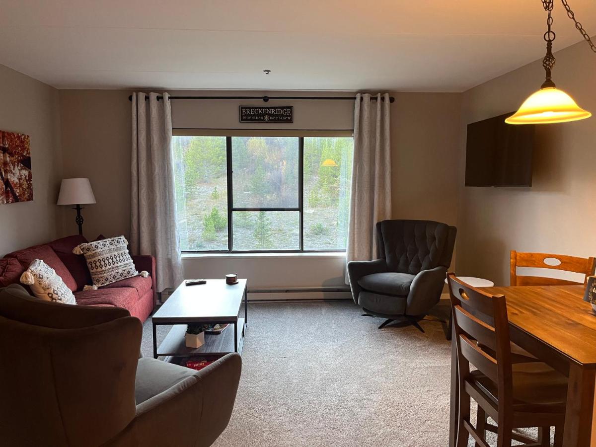  | Ski-In Ski-Out Condo with ton of amenities in Breck