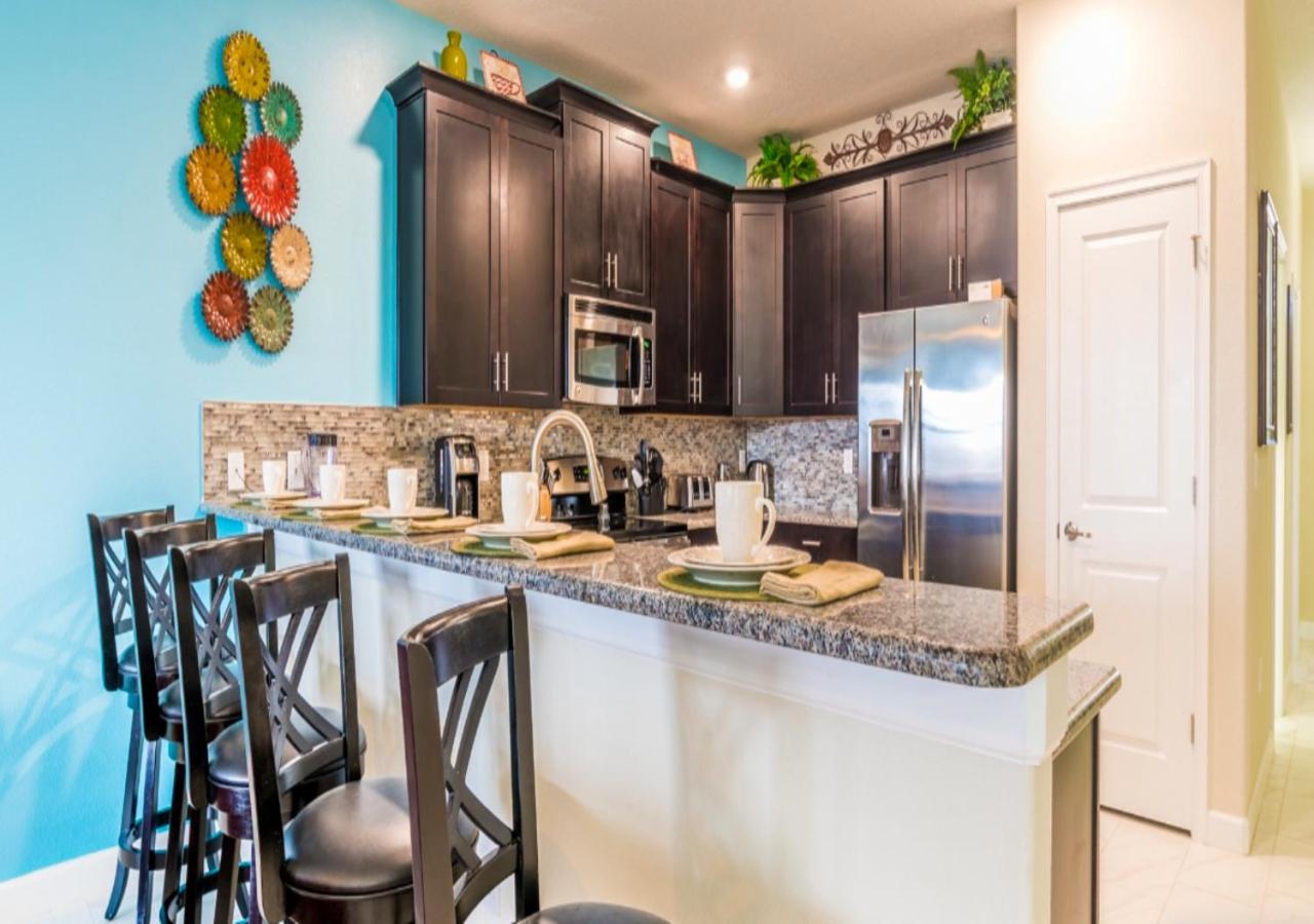  | Amazing 8 Bedroom Villa In Orlando