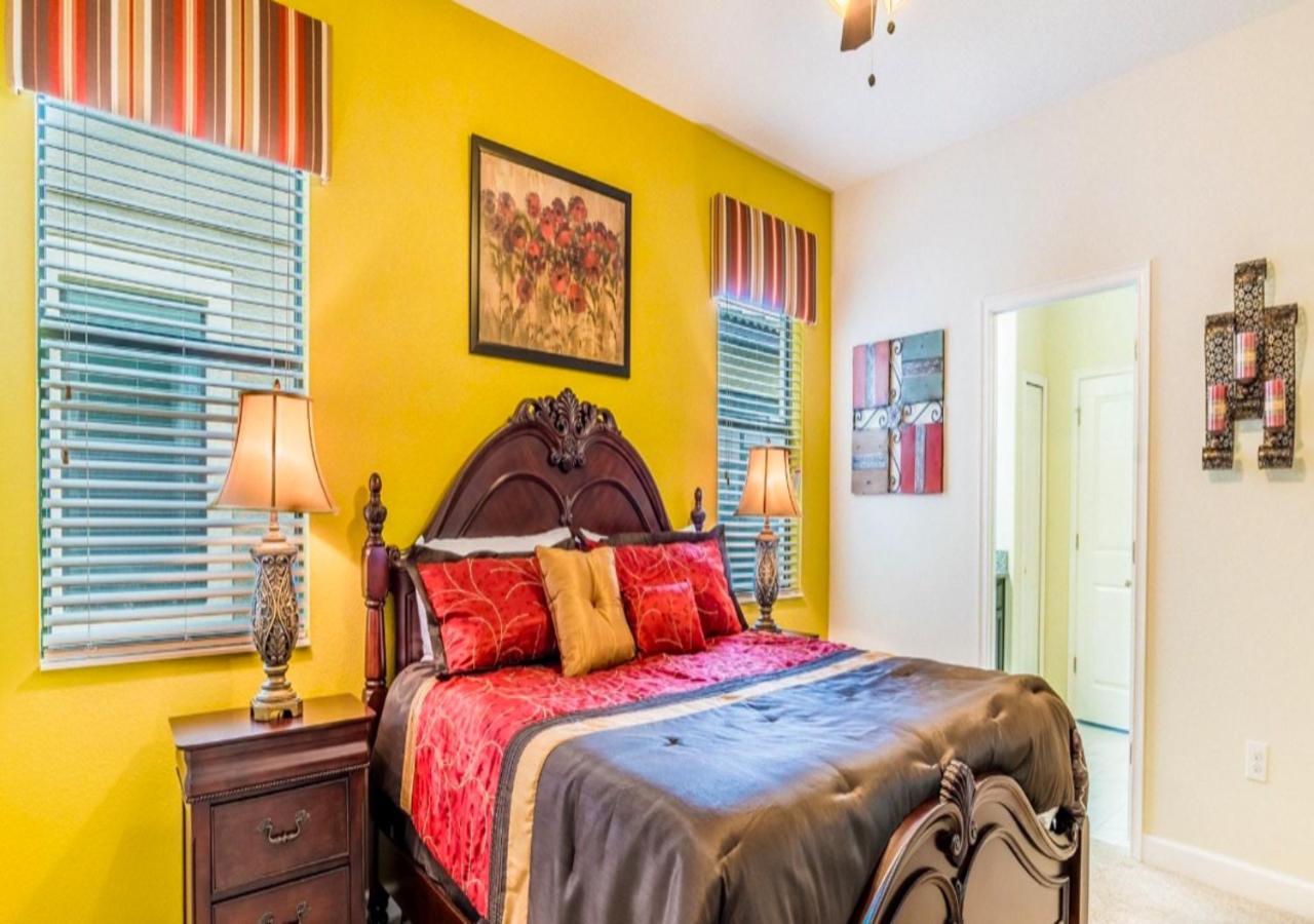  | Amazing 8 Bedroom Villa In Orlando