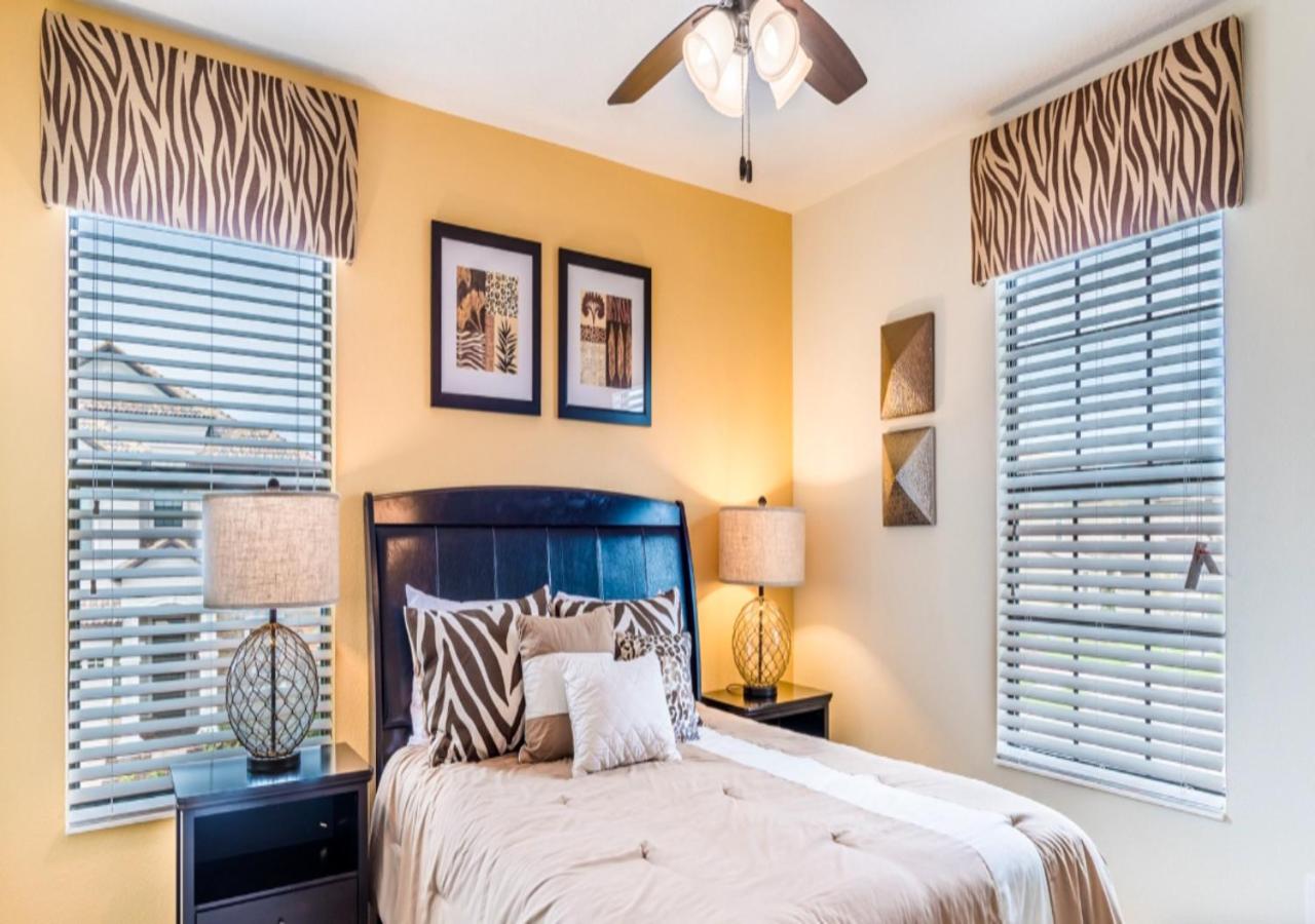  | Amazing 8 Bedroom Villa In Orlando