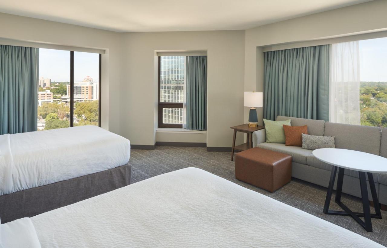 Studio Queen Suite with Two Queen Beds and City View at Staybridge Suites Wilmington Downtown, an IHG Hotel