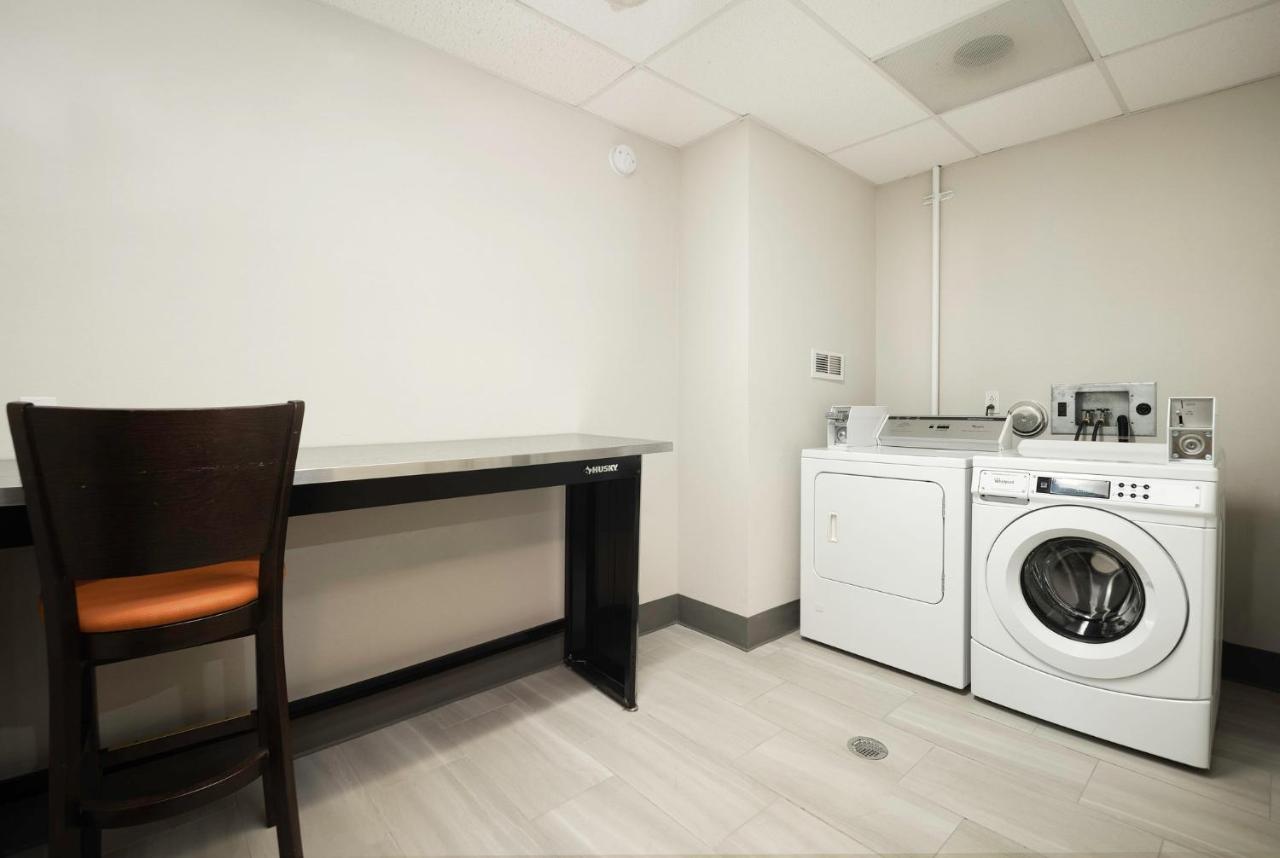  | Holiday Inn Express Hotel & Suites FESTUS - SOUTH ST. LOUIS