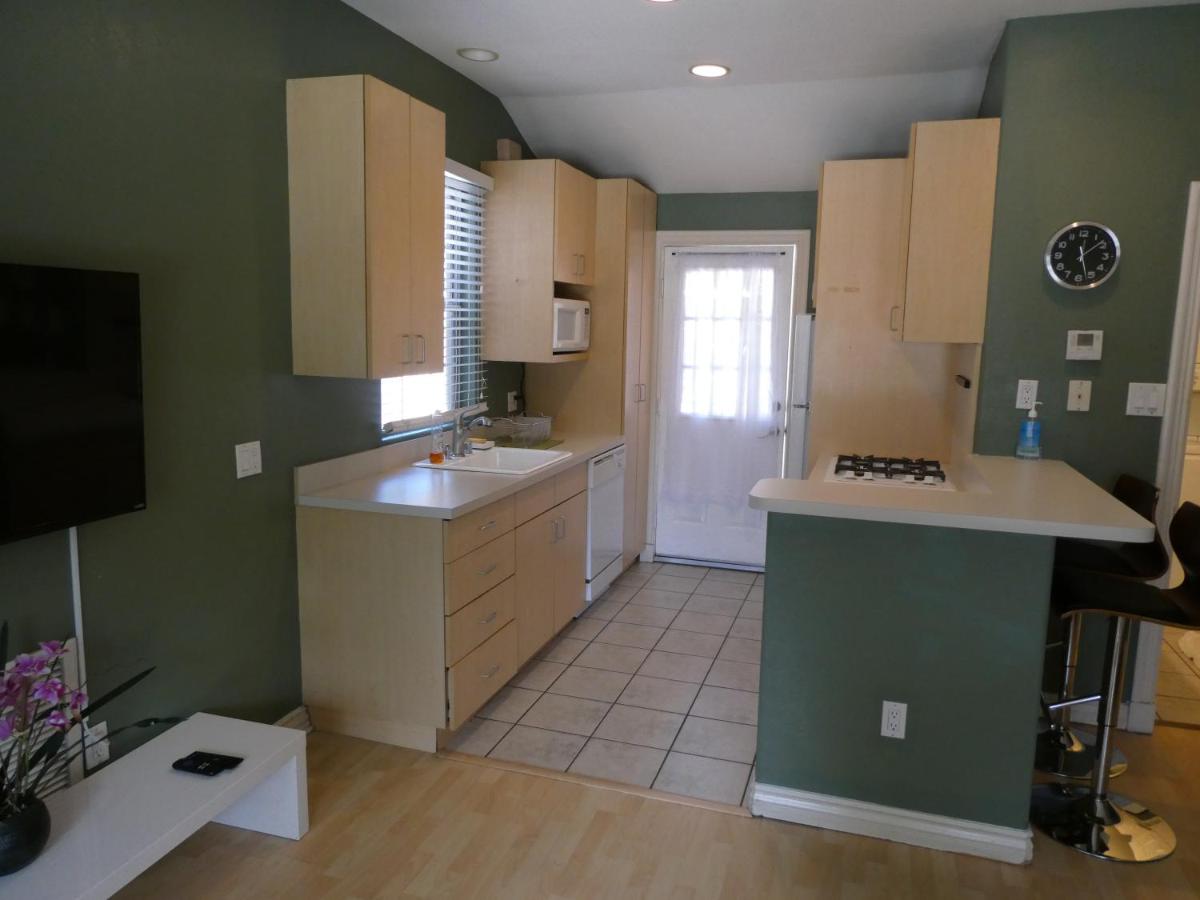  | Private 2 bedrooms 1 bath close to Universal and HW sleeps 5
