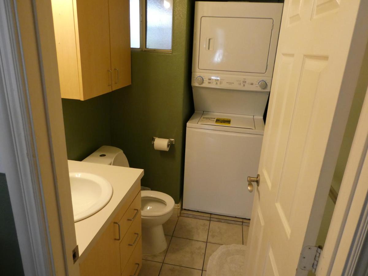  | Private 2 bedrooms 1 bath close to Universal and HW sleeps 5