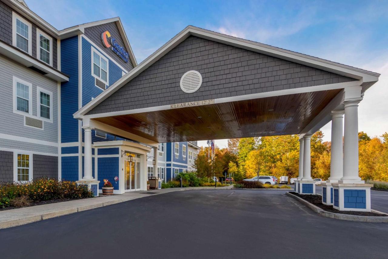 | Comfort Inn & Suites Wilton