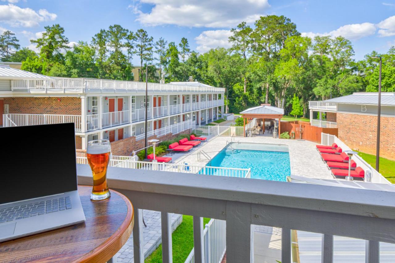  | Seven Hills Suites