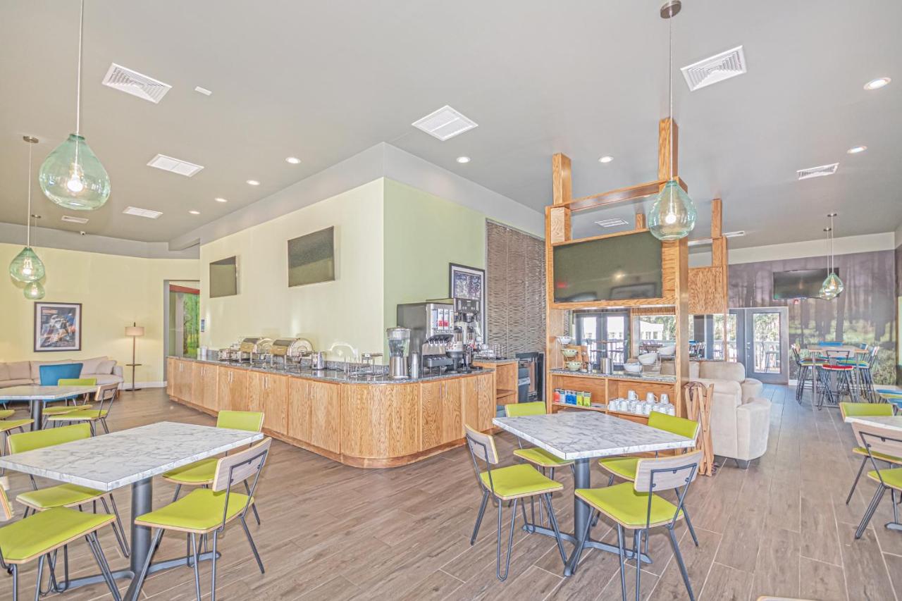  | Seven Hills Suites