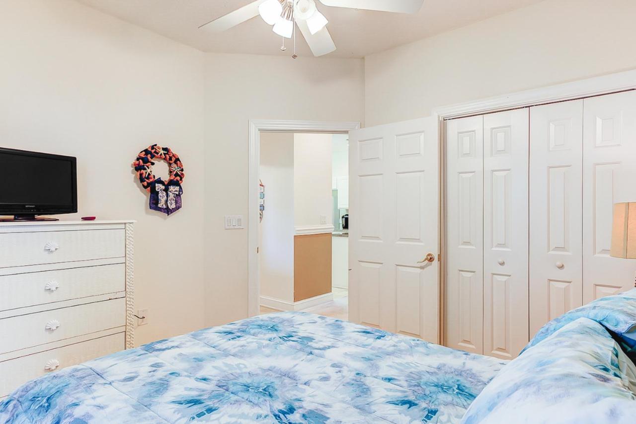  | Windsor Green 303