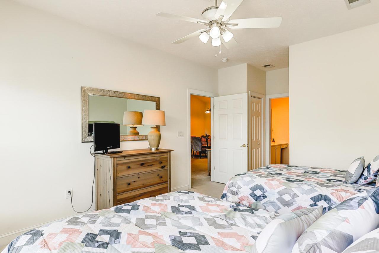  | Windsor Green 303