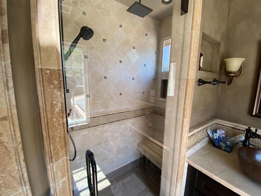 | Private 4 bedroom gated Villa with free parking