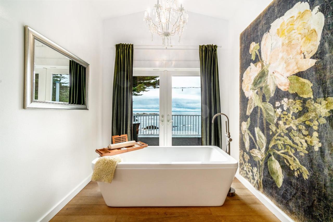  | Agate Cove Inn