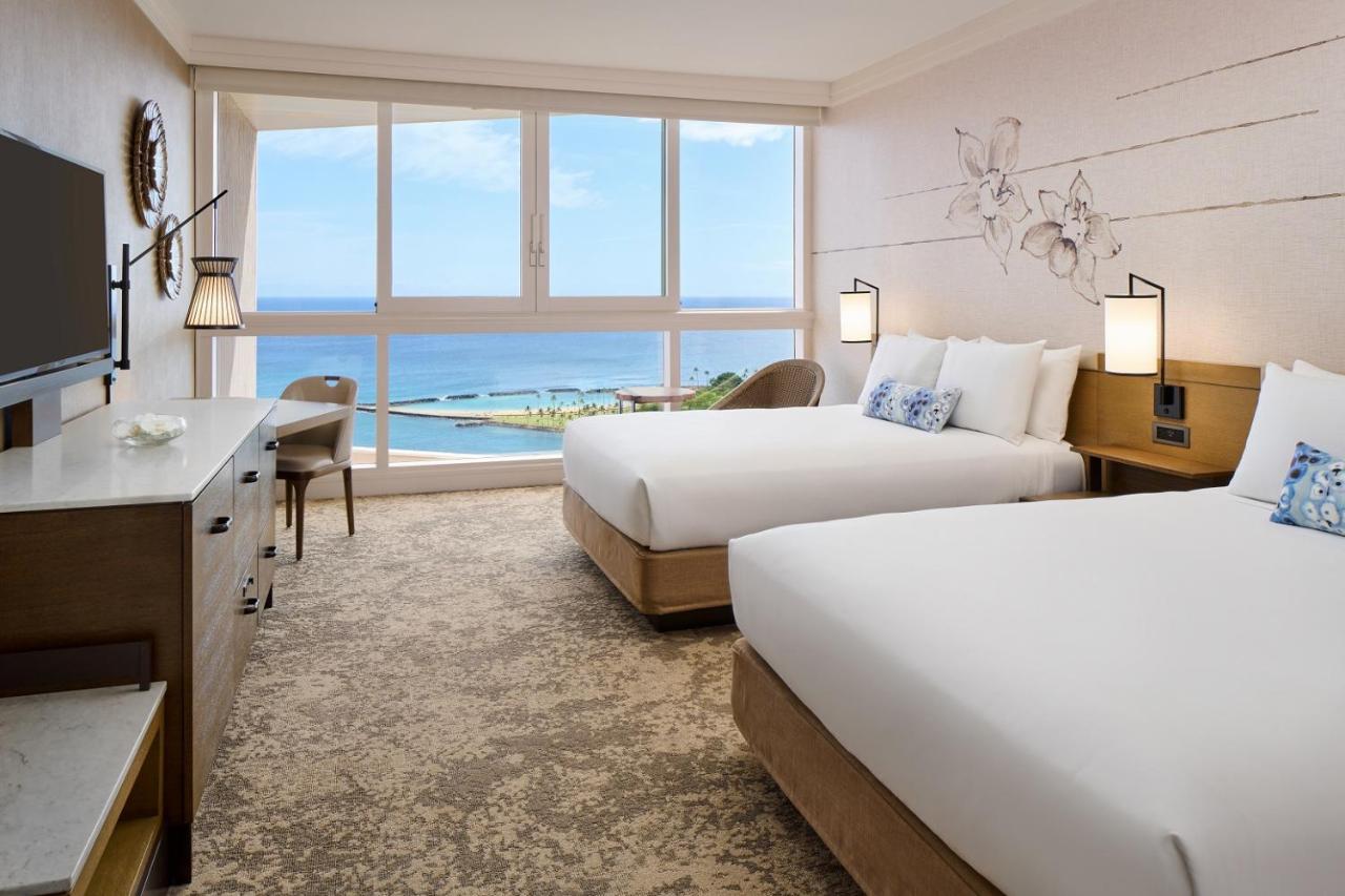 Oceanfront 2 Bedroom Suite - 2 King at Prince Waikiki