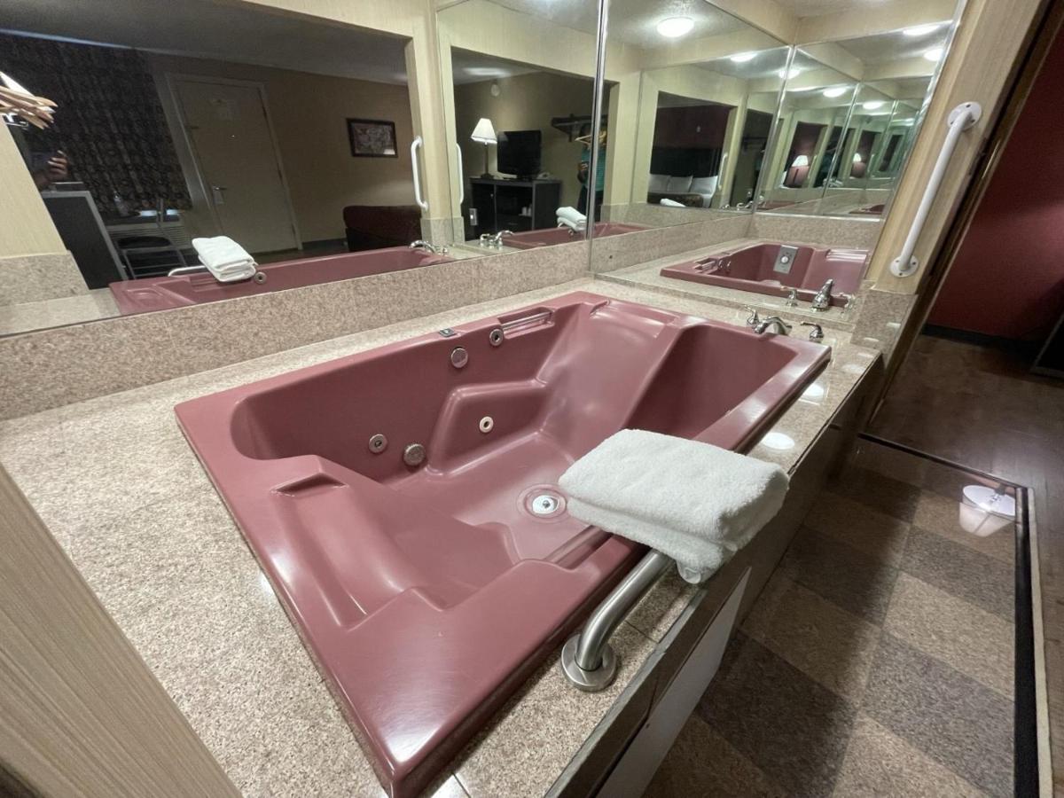  | Economy Inn