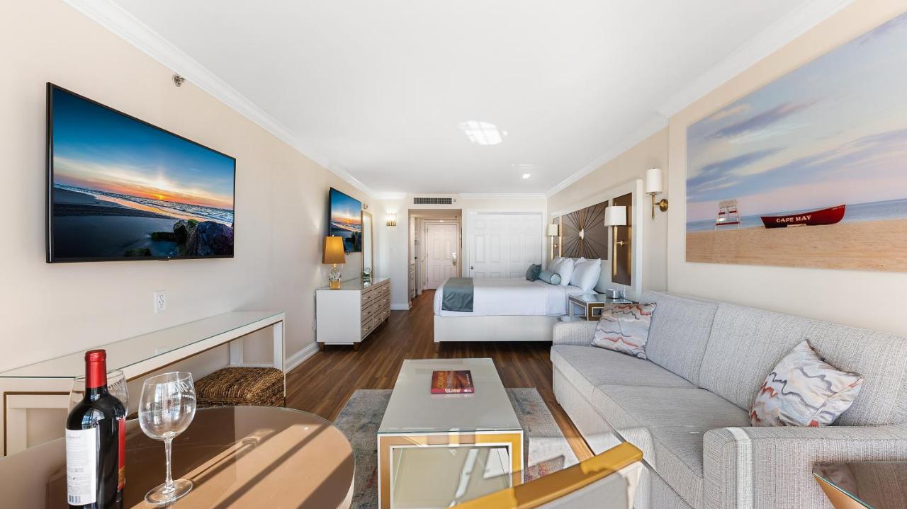 Premium King Room Ocean View at La Mer Beachfront Resort