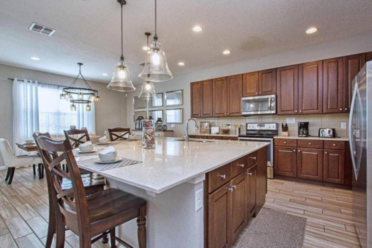 | Lovely 6B Home with Private Pool & Spa Near Disney