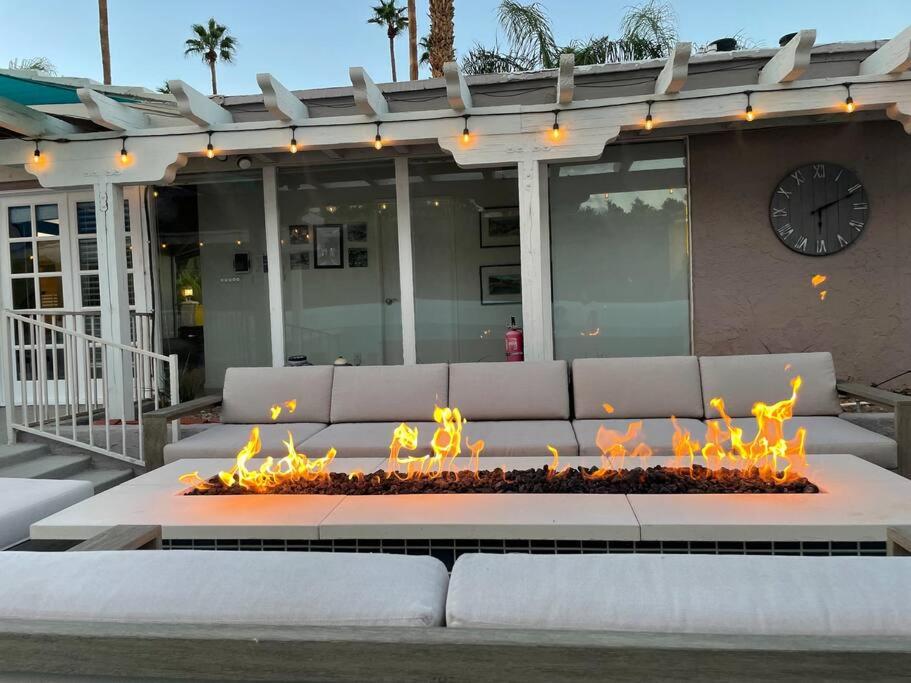 | Near Downtown Palm Springs, 6 BD 7 BTH, 80 FT Pool