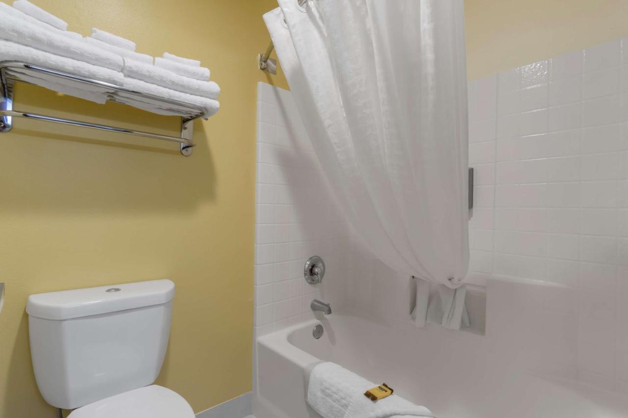 | Best Western Plus Park Place Inn & Suites