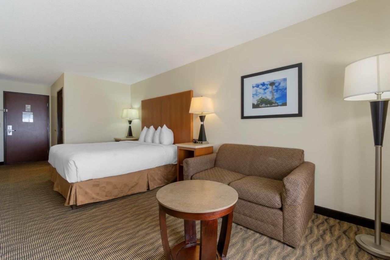 | Best Western Plus Park Place Inn & Suites
