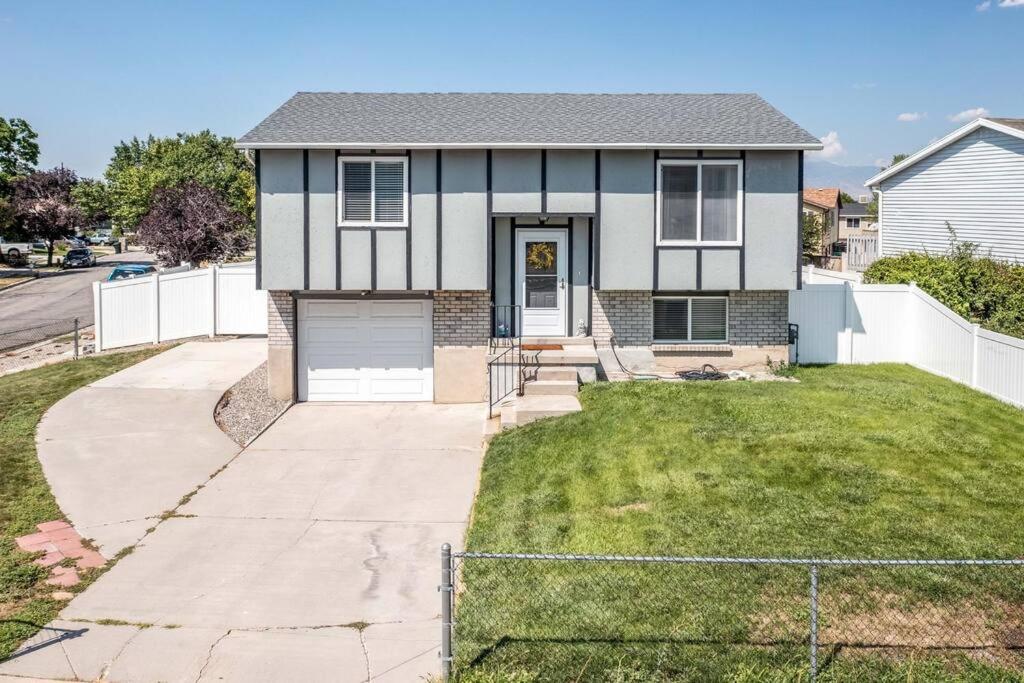 | Newly Updated, Modern & Pet Friendly