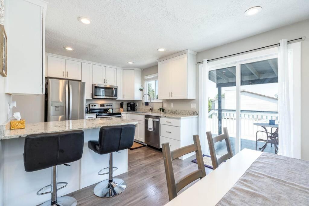 | Newly Updated, Modern & Pet Friendly