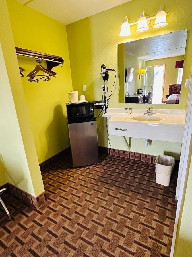 | American Inn Princeton