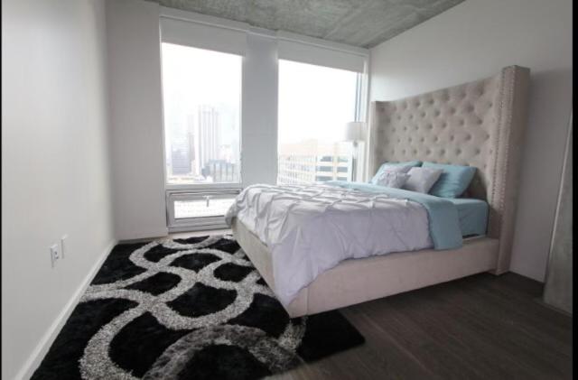| DTLA Convention Center Suites