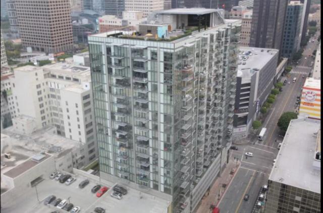 | DTLA Convention Center Suites