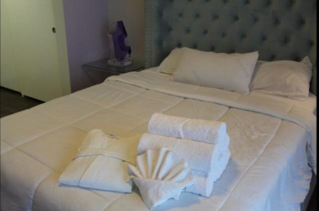 | DTLA Convention Center Suites