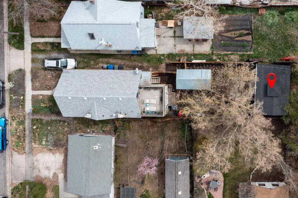 | Adorable & Pet Friendly-Close to U and Downtown!