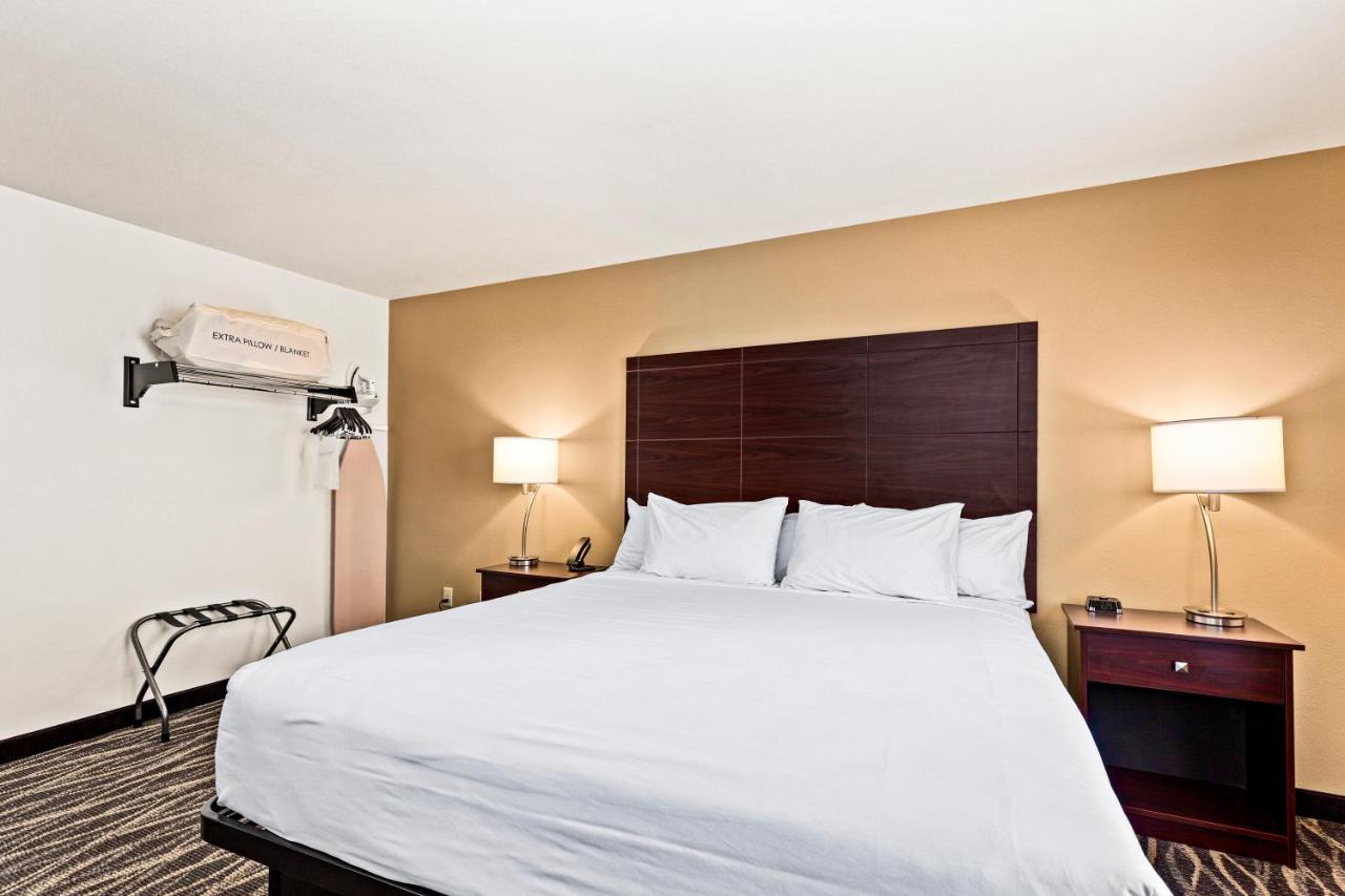 One-Bedroom Suite at Cobblestone Hotel & Suites - Superior Duluth