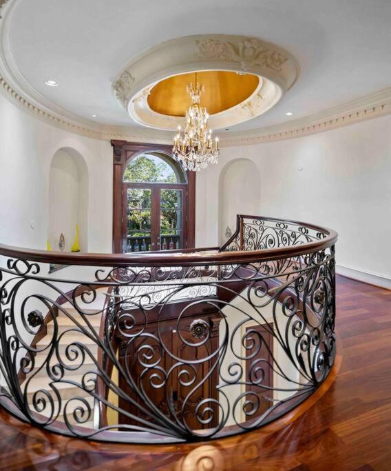 | ECM Presents C8 Mansion-Houston’s Newest Luxury Experience