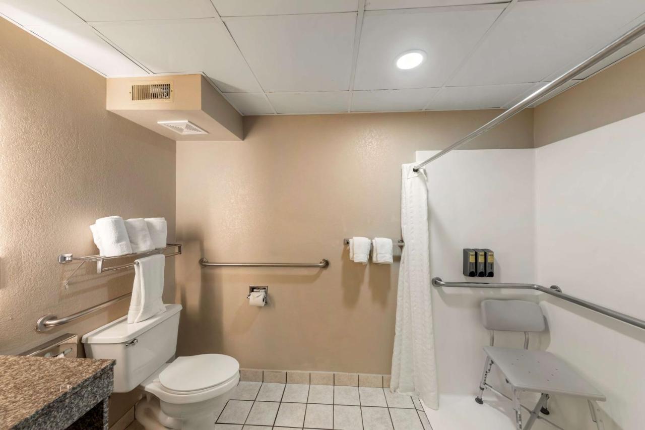 | Best Western Plus Russellville Hotel & Suites