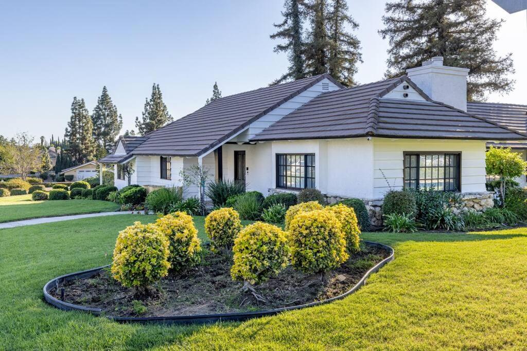  | Stunning, Newly Remodeled Bright Home