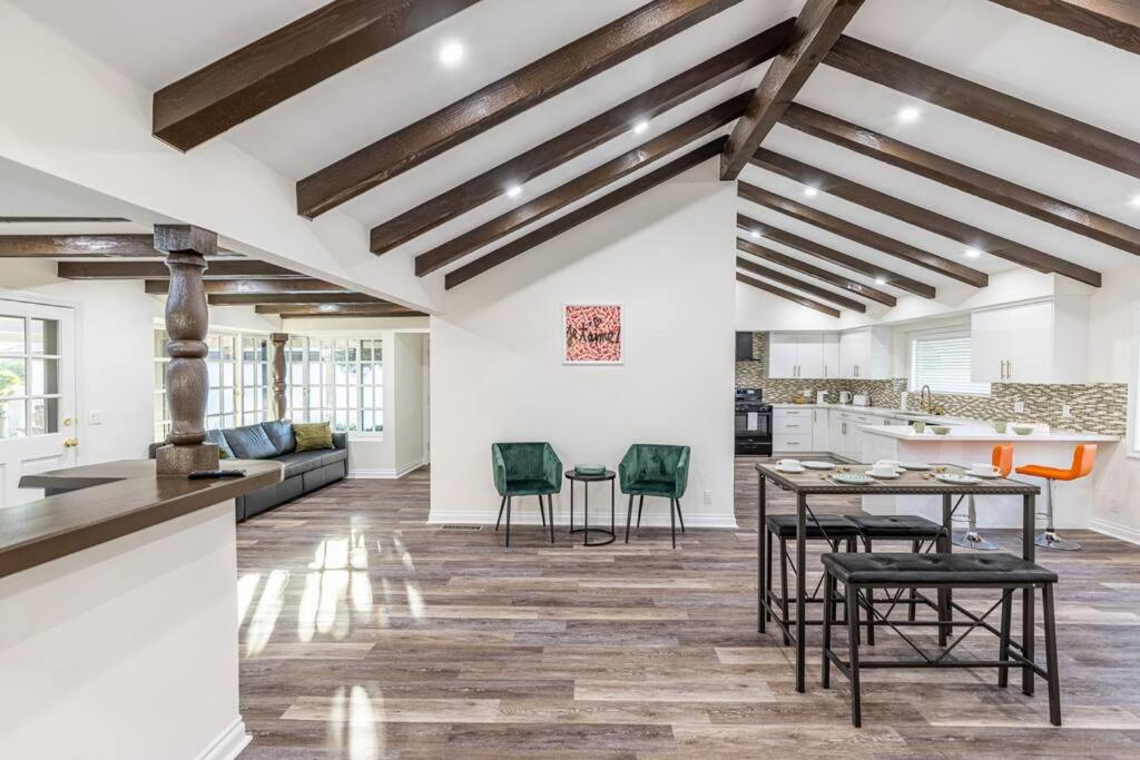 | Stunning, Newly Remodeled Bright Home