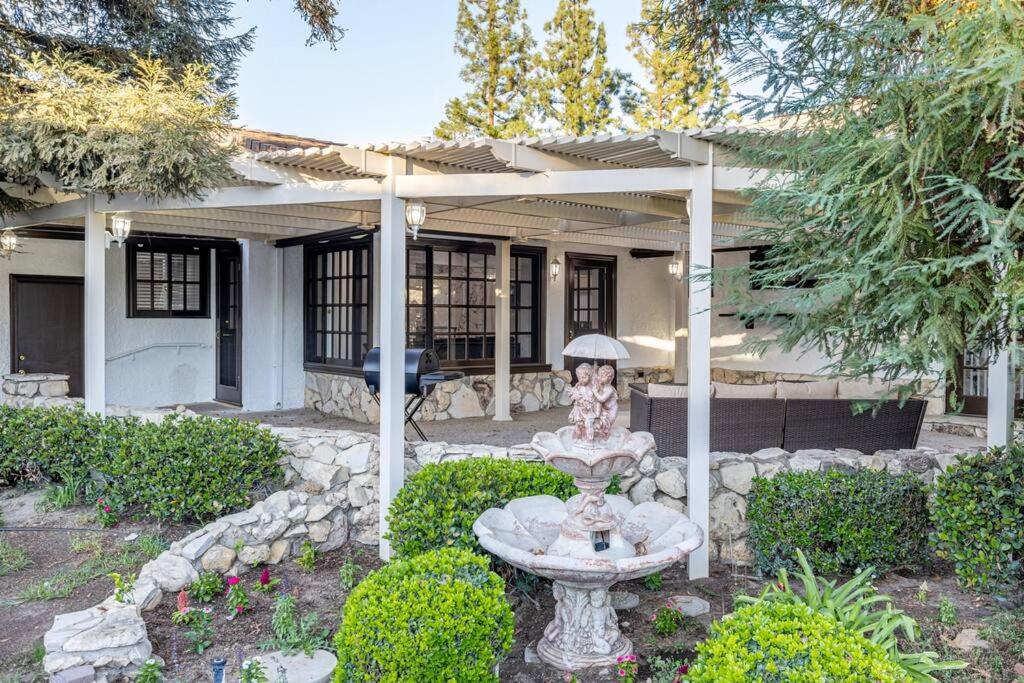  | Stunning, Newly Remodeled Bright Home