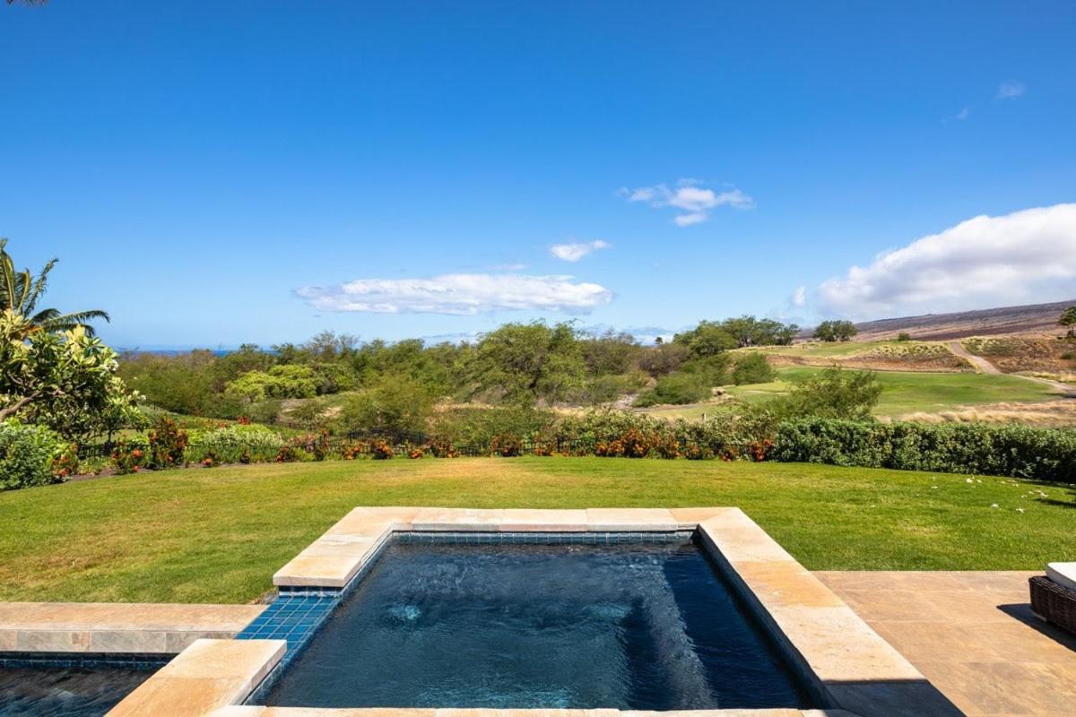 | MAUNA KEA INDULGENCE Indulgent 3BR Waiulaula Home with Stunning View