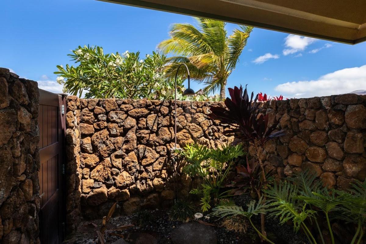 | MAUNA KEA INDULGENCE Indulgent 3BR Waiulaula Home with Stunning View