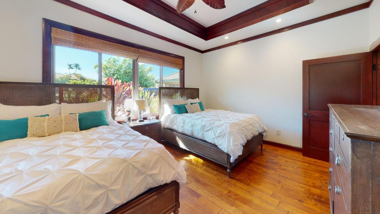 | MAUNA KEA INDULGENCE Indulgent 3BR Waiulaula Home with Stunning View