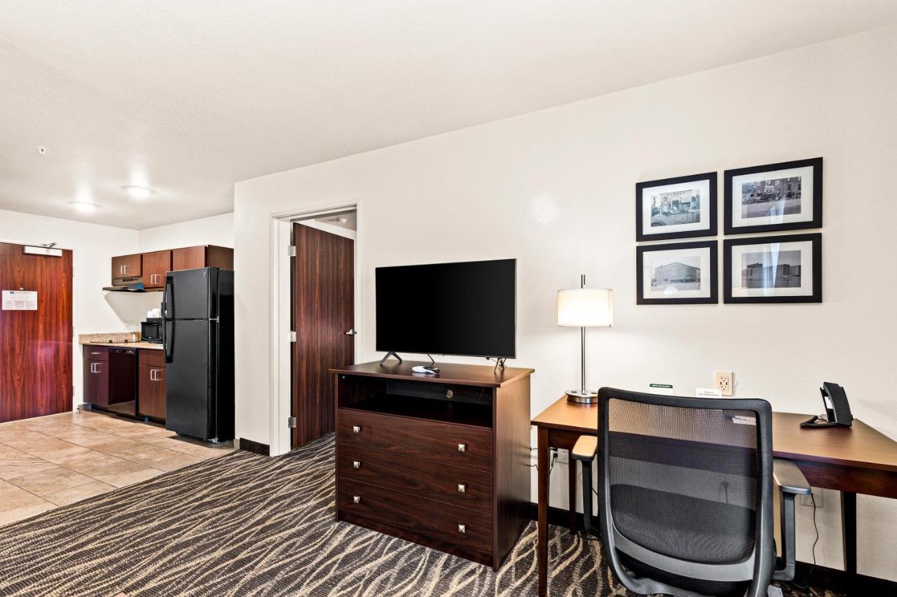 One-Bedroom Suite at Cobblestone Hotel & Suites - Superior Duluth