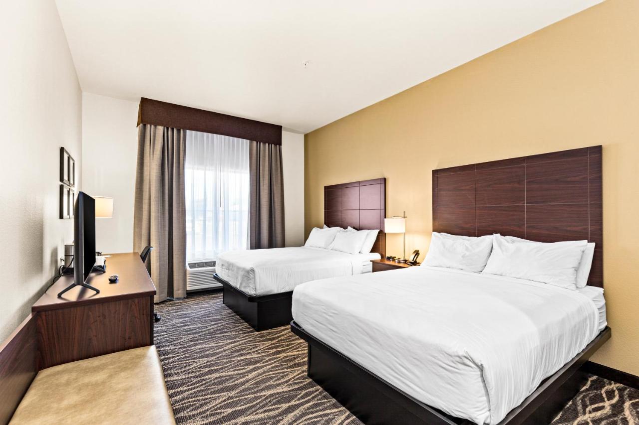 Queen Room - Disability Access at Cobblestone Hotel & Suites - Superior Duluth