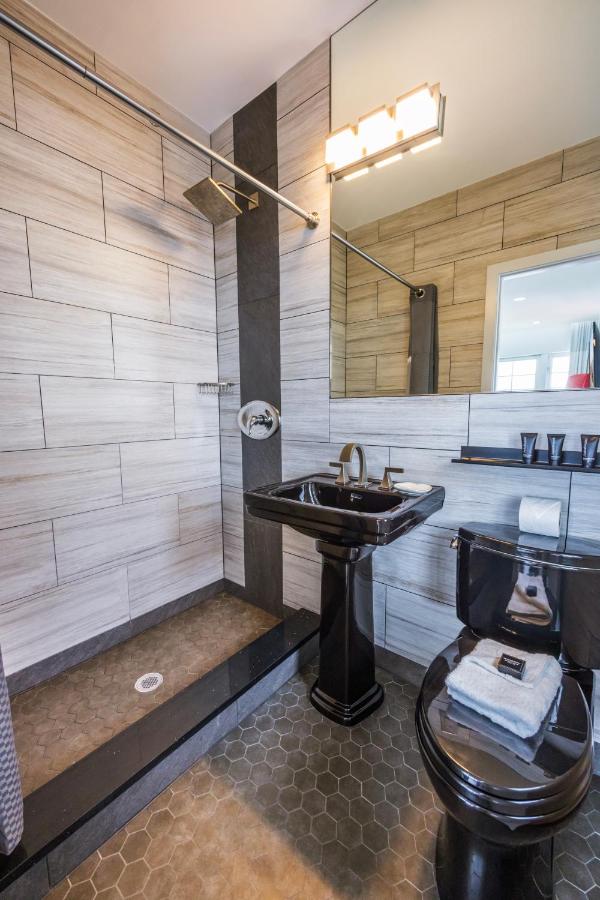 | Kent Hotel