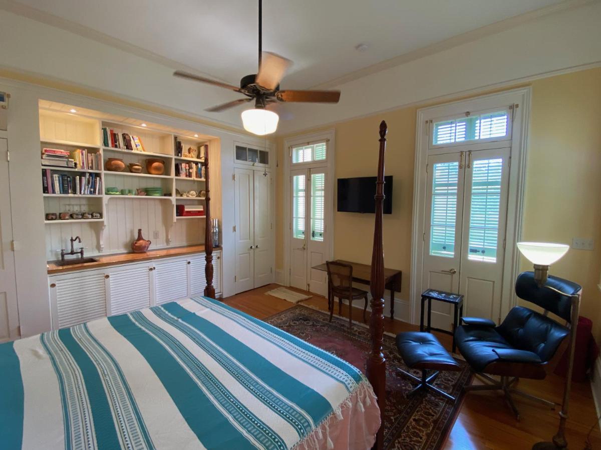 | Holy Cross Garden Suite w lap pool and jacuzzi