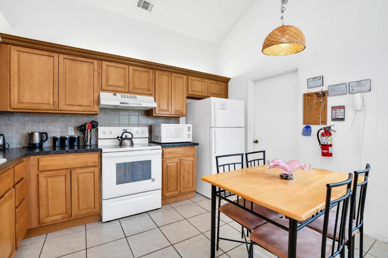 | The Dreamcatcher - 2 BR Pool home near Lake Nona