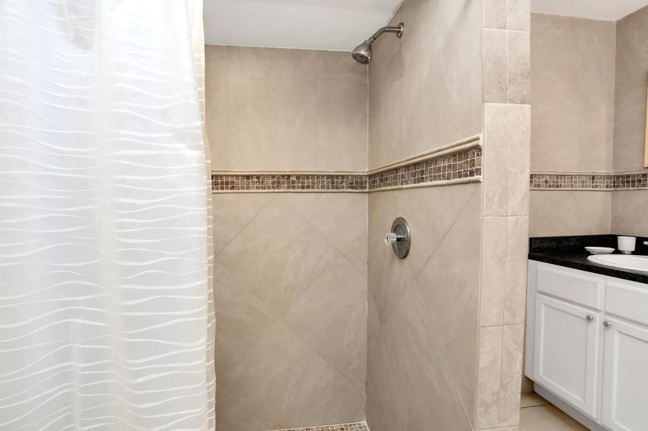 | The Dreamcatcher - 2 BR Pool home near Lake Nona