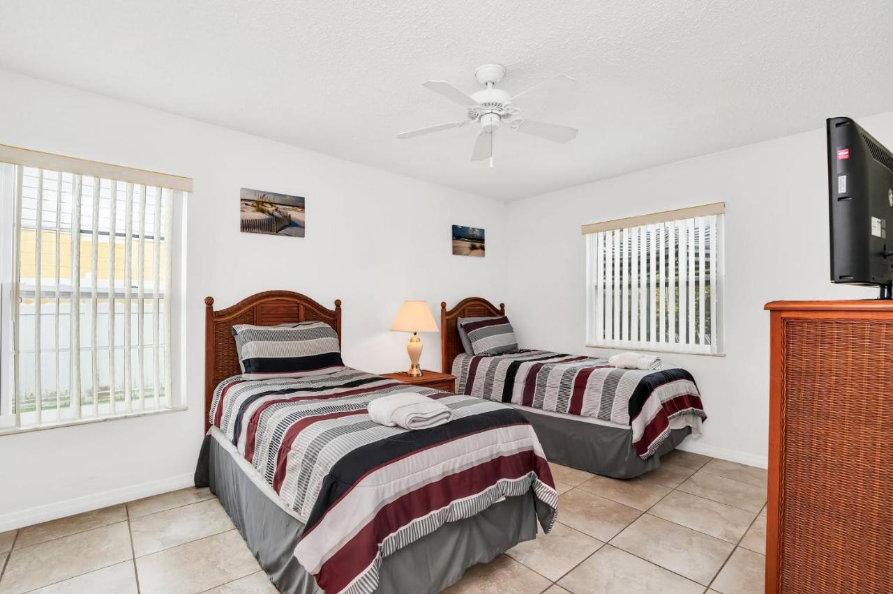 | The Dreamcatcher - 2 BR Pool home near Lake Nona