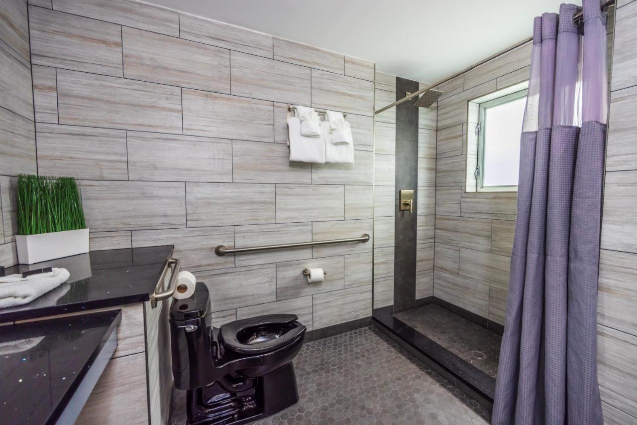 | Kent Hotel