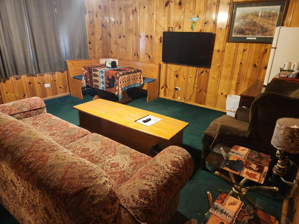  | Eagle Nest Fly Shack & Lodge