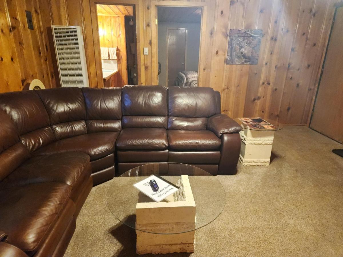| Eagle Nest Fly Shack & Lodge